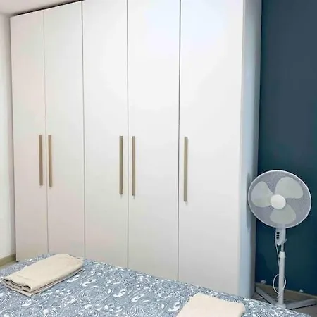 Lovely Apartment In Center Seregno Exterior photo