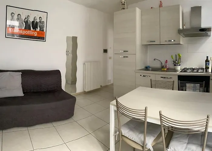 Lovely Apartment In Center Seregno