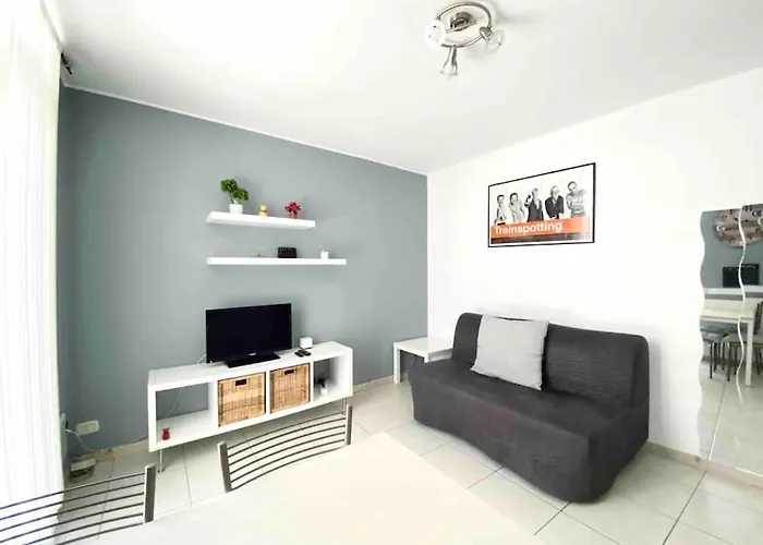 Lovely Apartment In Center Seregno