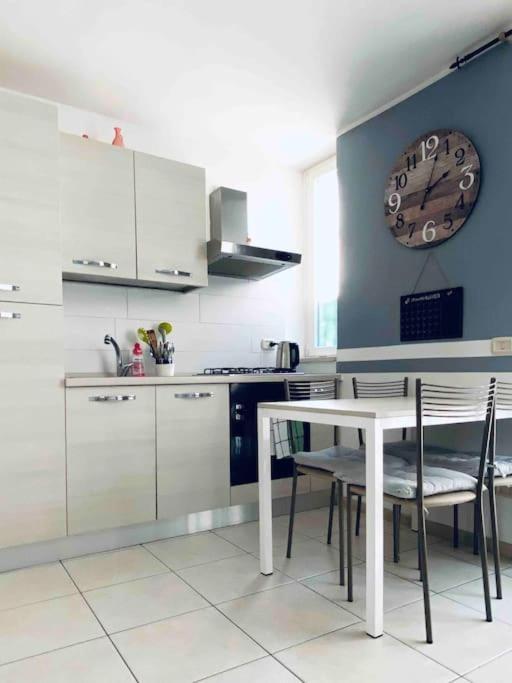 Apartment Lovely In Center Seregno